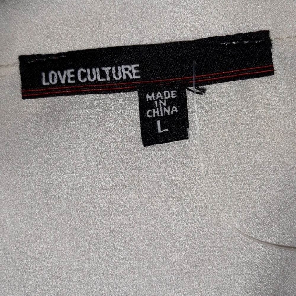 Blouse - Picture 2 of 3